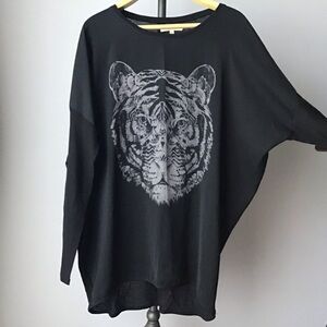 ZARA Trafaluc Tiger Graphic Black Oversized long sleeve Top Tunic Small